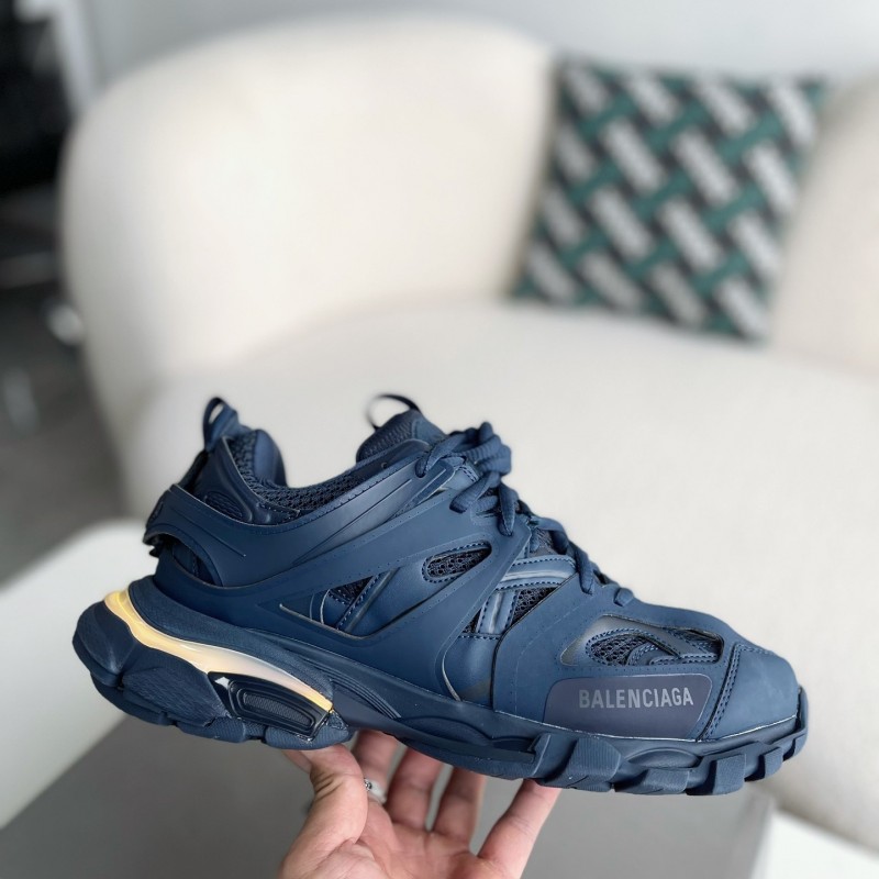 Ba*len*cia*ga Track 1.0 track led Trainers