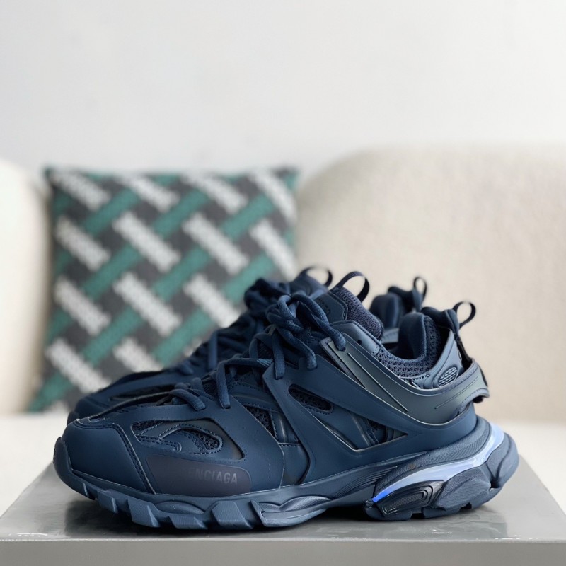 Ba*len*cia*ga Track 1.0 track led Trainers