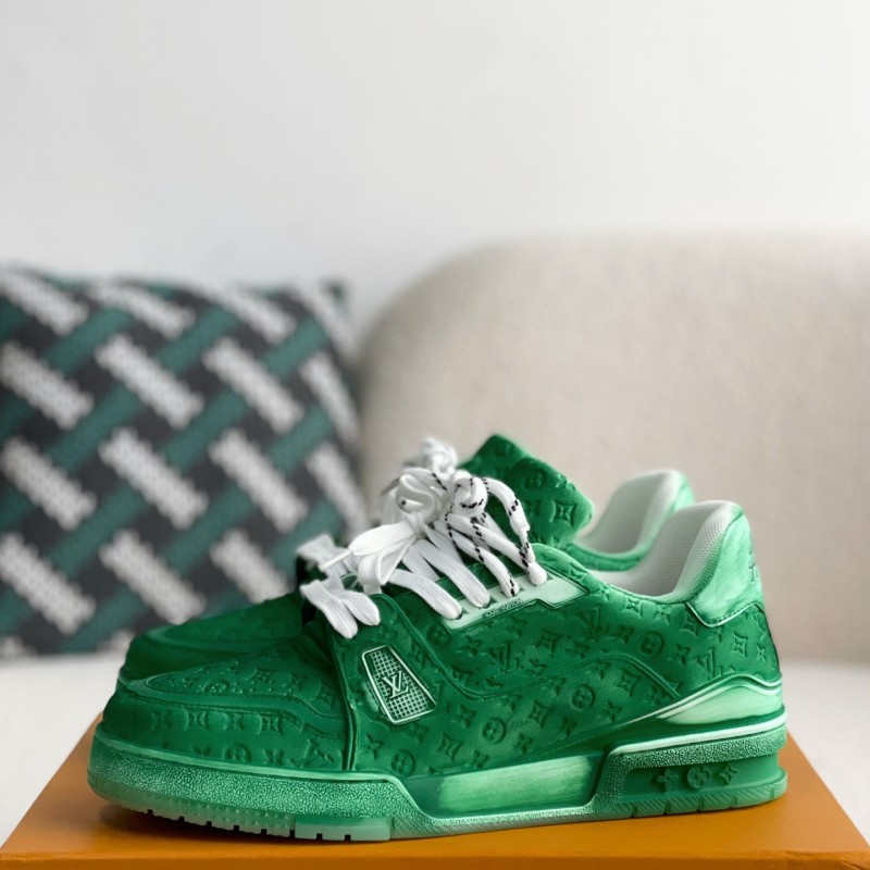 L0*is V*t0n TRAINER SNEAKERS