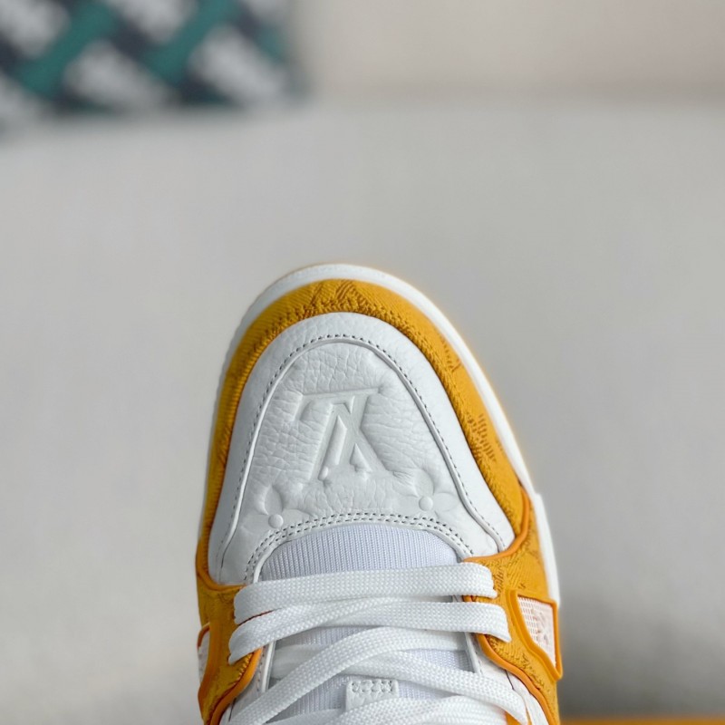 L0*is V*t0n TRAINER 1A8FN8 Sneakers