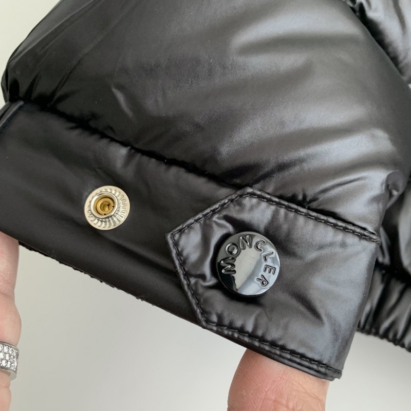 Moncler Short  men