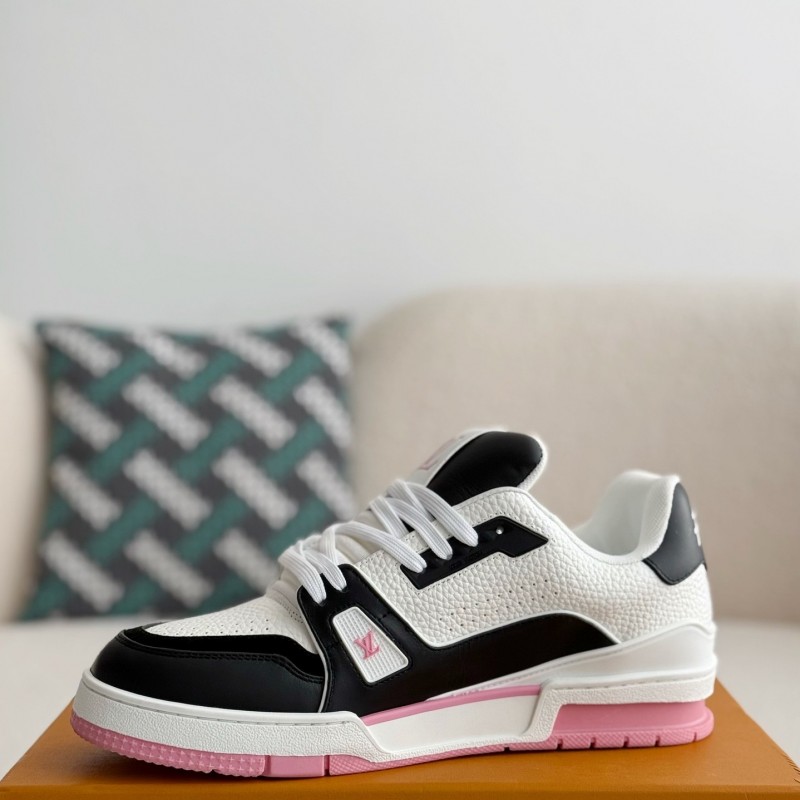 L0*is V*t0n TRAINER SNEAKERS
