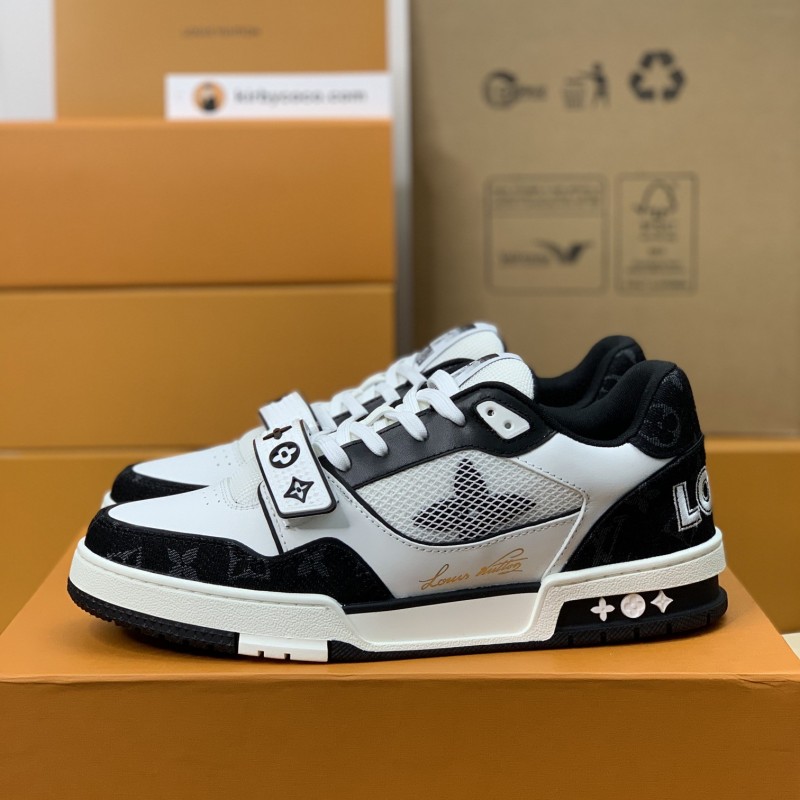 L0*is V*t0n TRAINER Sneakers
