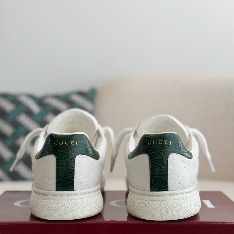 G*u*i casual sneakers