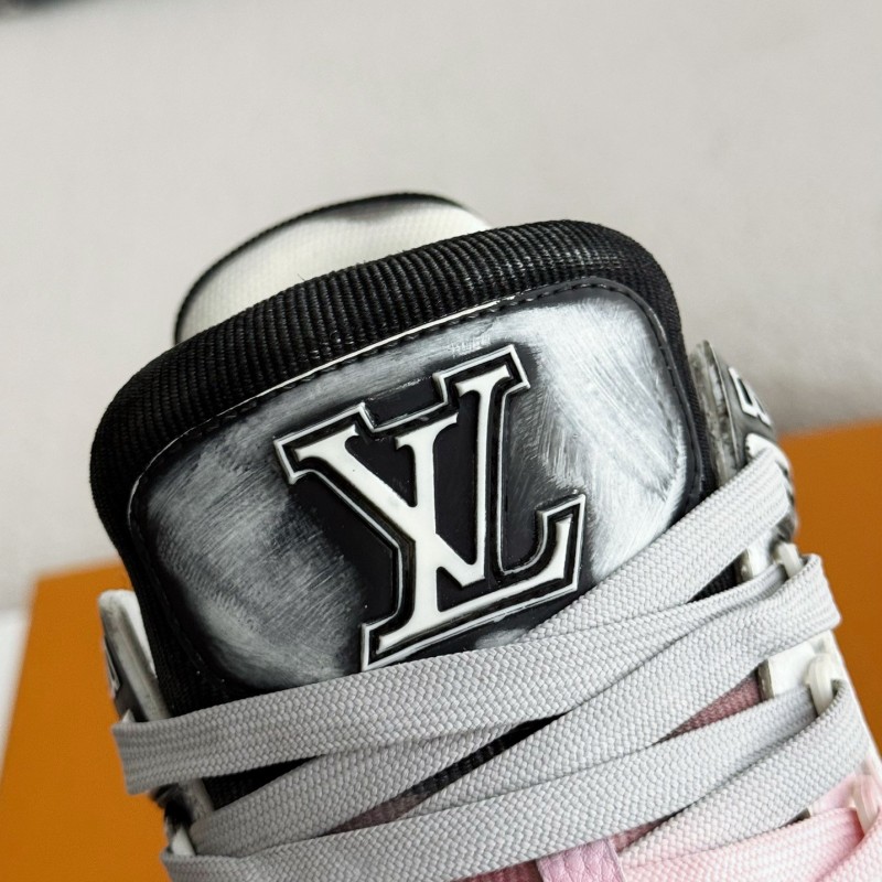 L0*is V*t0n TRAINER SNEAKERS