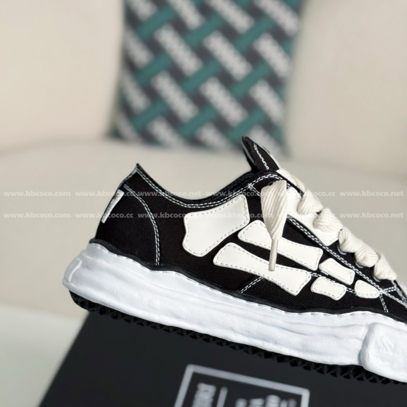 Maison Mihara Yasuhiro x  AMIRI Skel- Top Low canvas shoes