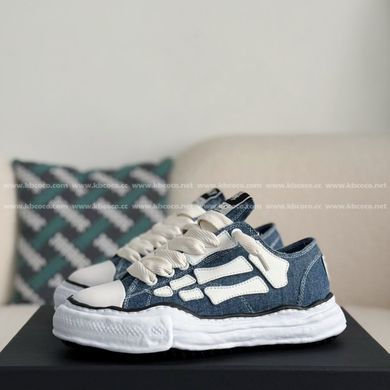 Maison Mihara Yasuhiro x  AMIRI Skel- Top Low canvas shoes