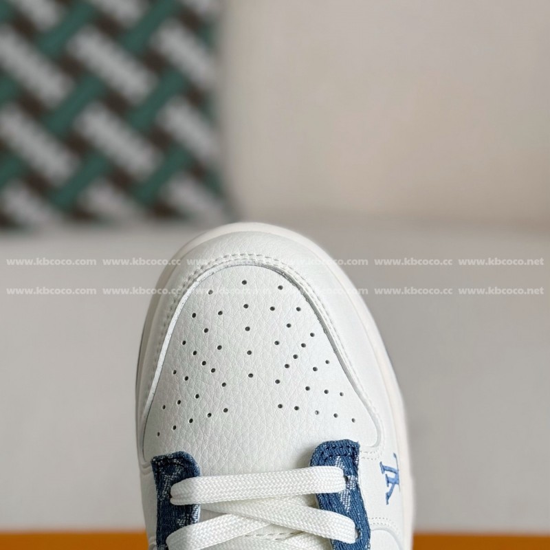 L0*is V*t0n  x Nike Dunk Casual Sneakers