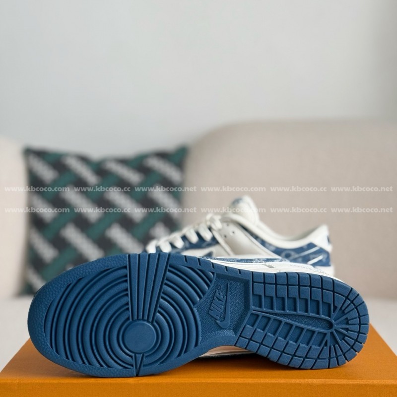 L0*is V*t0n  x Nike Dunk Casual Sneakers