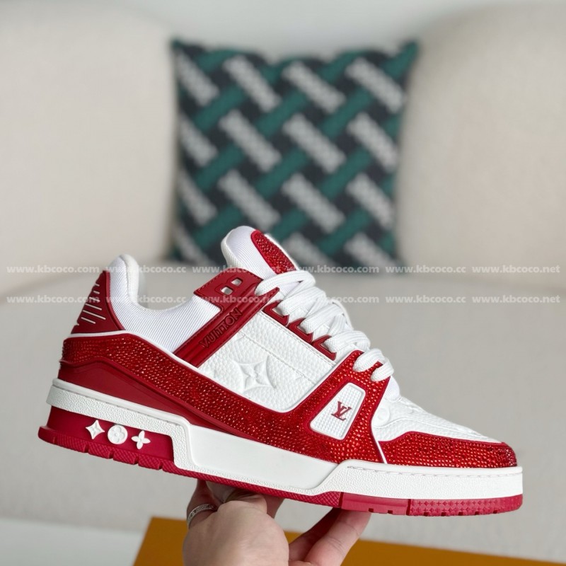 L0*is V*t0n Trainers Sneakers