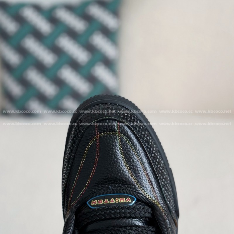 L0*is V*t0n SKATE LOW-TOP SNEAKERS