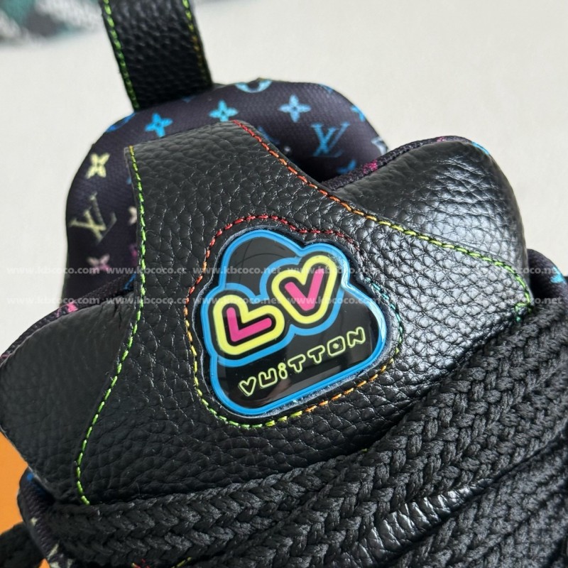 L0*is V*t0n SKATE LOW-TOP SNEAKERS