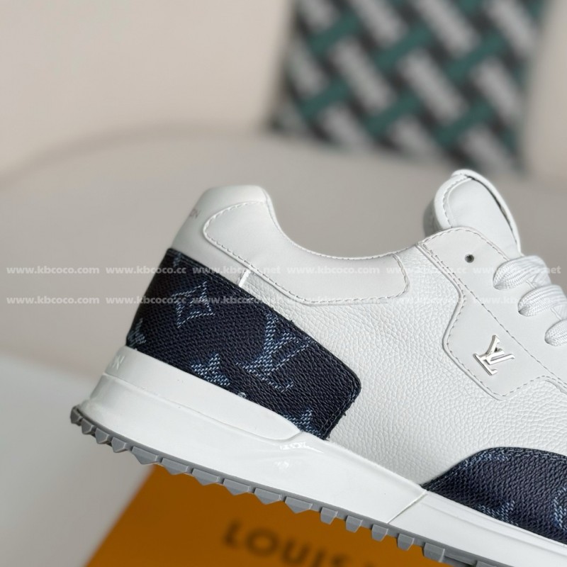 L0*is V*t0n RUN AWAY CASUAL SHOES