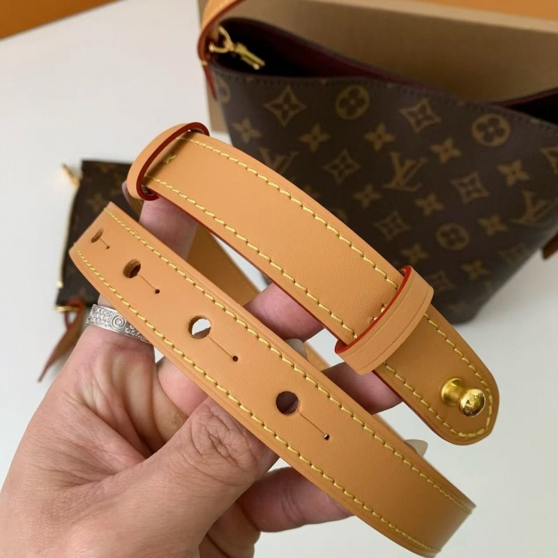 专柜当季新款 ALL IN BB 老花手袋 M12925,18*12*16cm