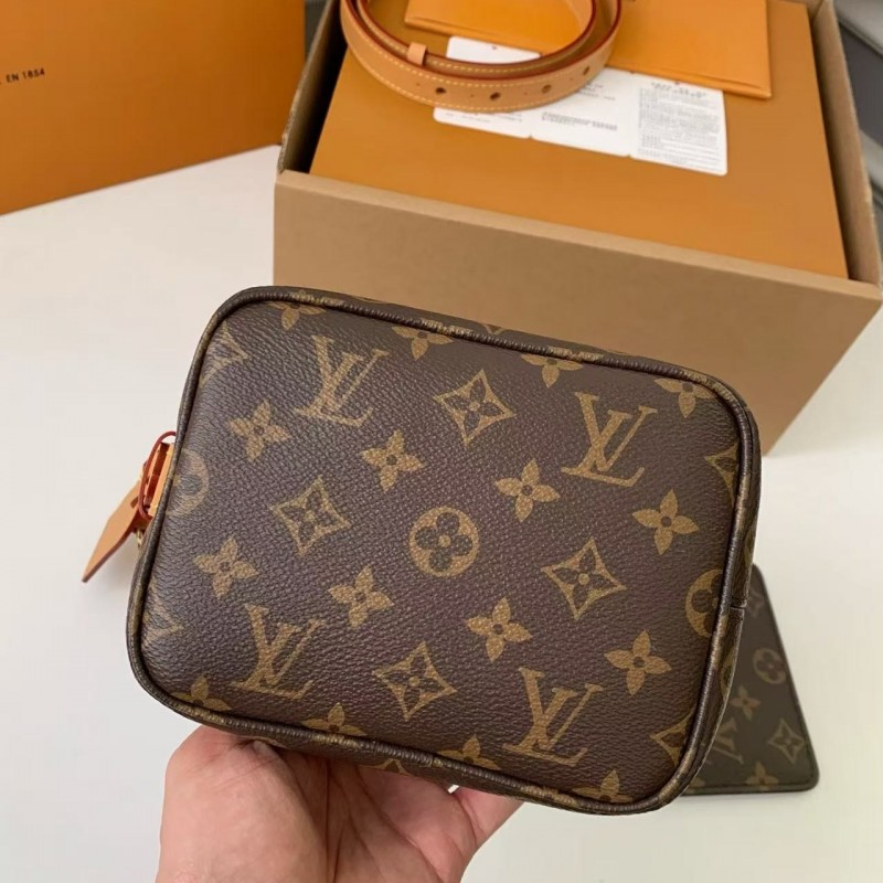 专柜当季新款 ALL IN BB 老花手袋 M12925,18*12*16cm