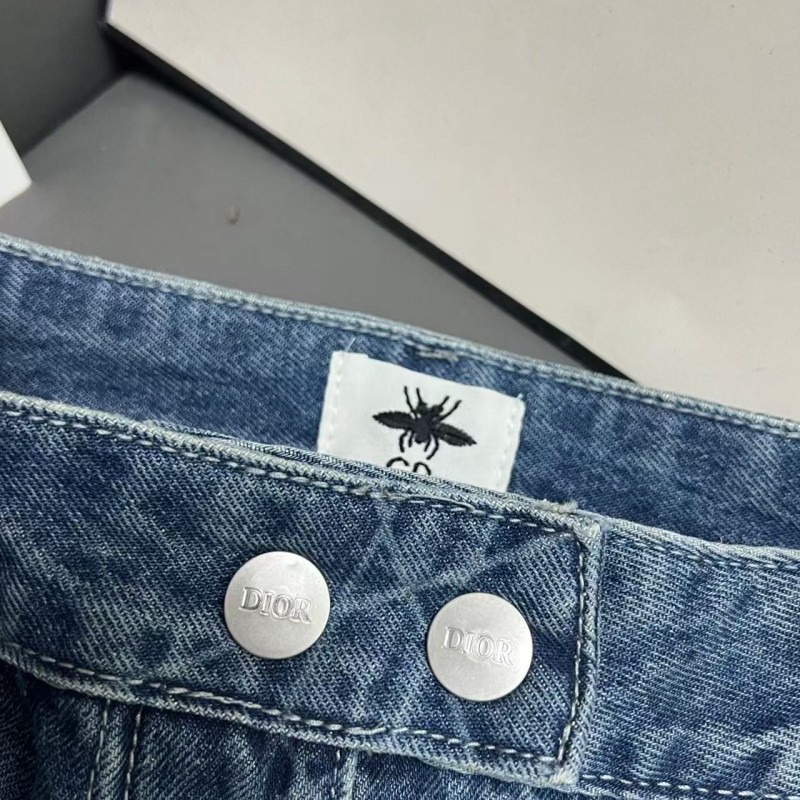 D*0r diamond laser embroidered jeans