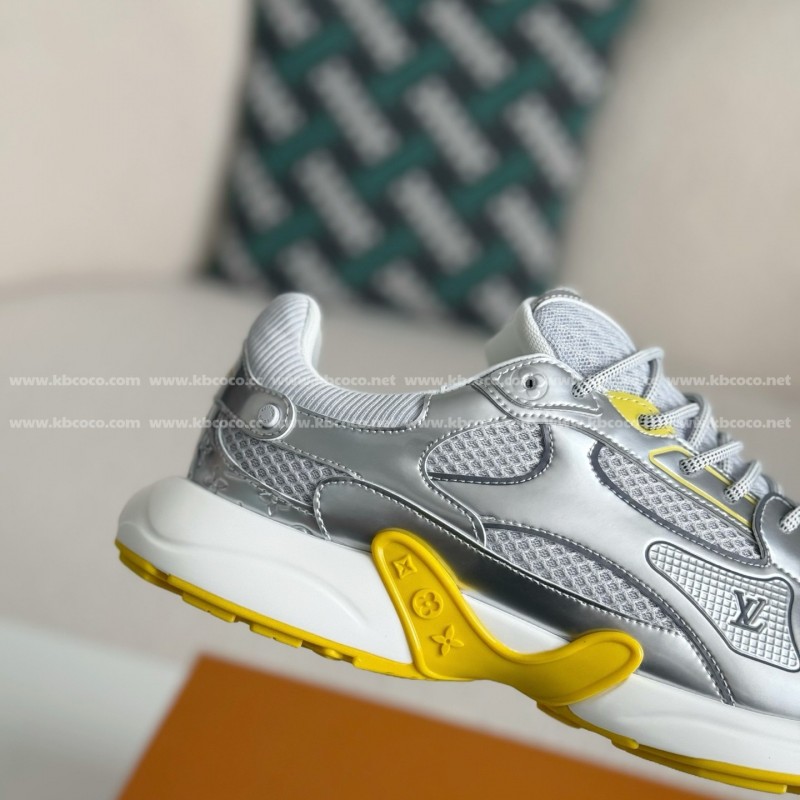 L0*is V*t0n OLYMPIA CASUAL SHOES