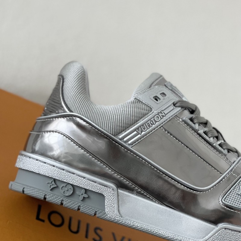 L0*is V*t0n Trainer Sneakers