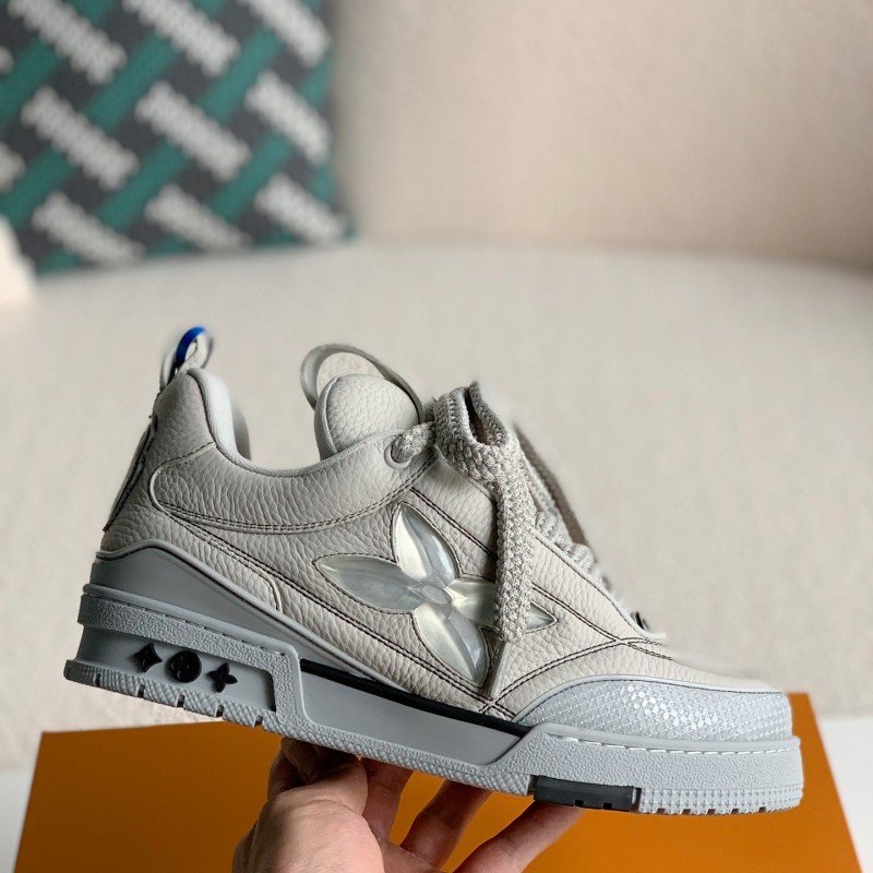 L0*is V*t0n Skate Sneakers