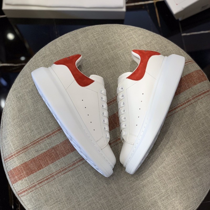 Ale*d*r M*Q*en MQ Red velvet tail Sneakers