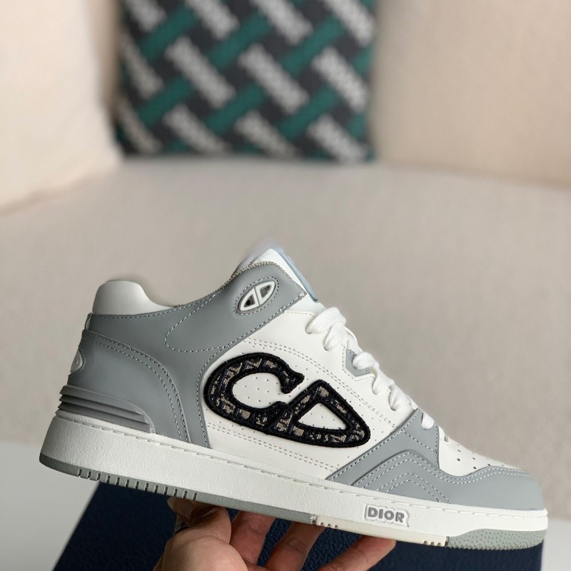 D*0r B57 New Sneaker