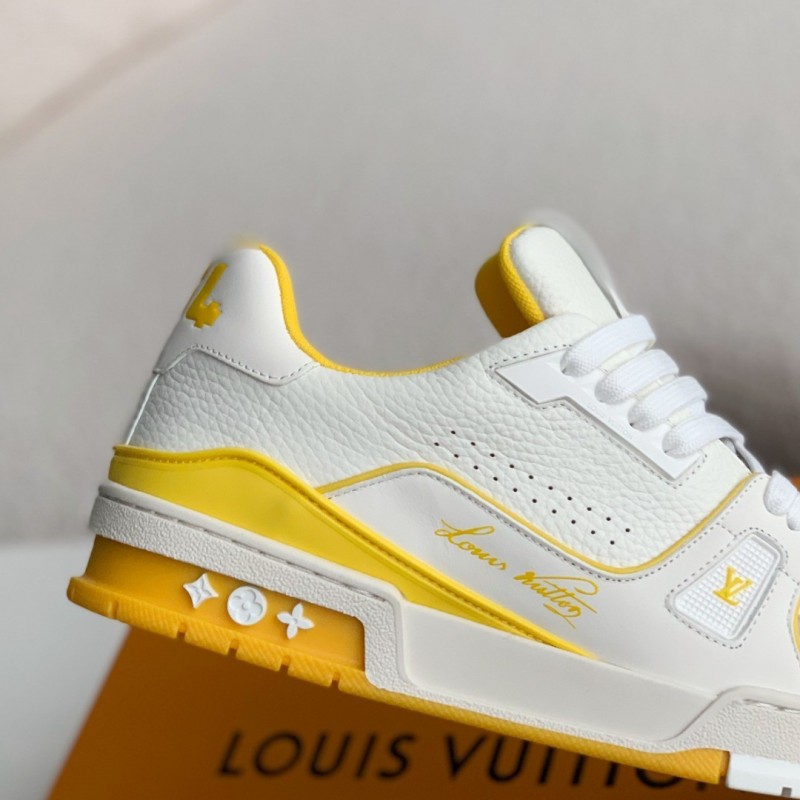 L0*is V*t0n TRAINER Sneakers