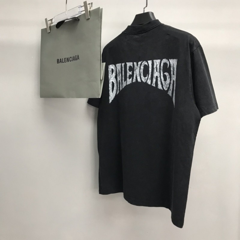 Ba*len*cia*ga graffiti T-shirt