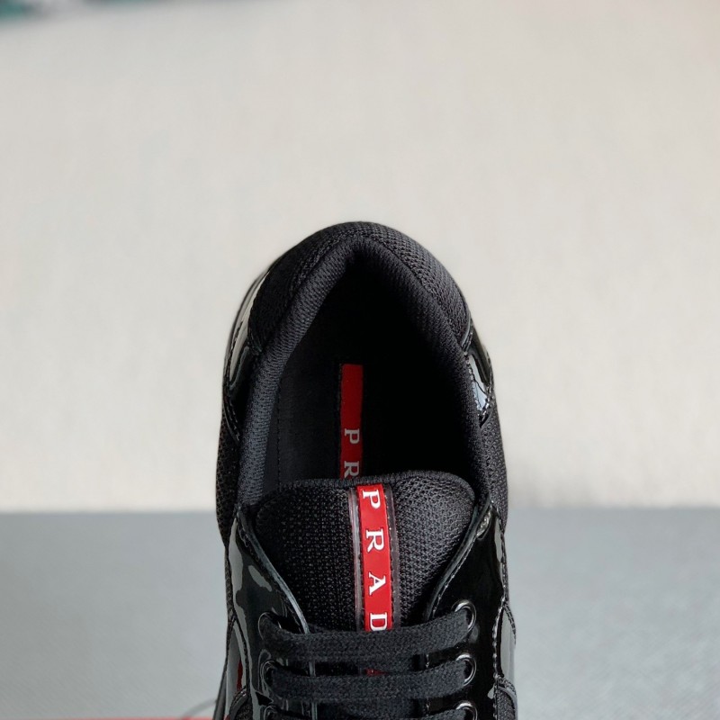Pra*a Sneakers