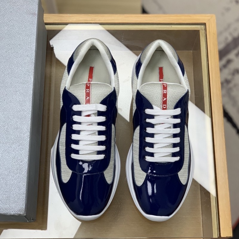 Pra*a Sneakers