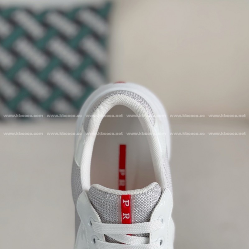 Pra*a Sneakers