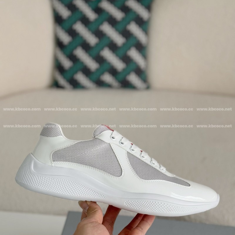 Pra*a Sneakers