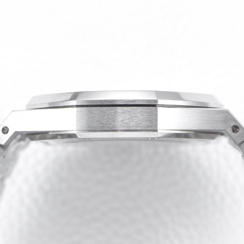 Audemars P*g*et Royal Oak 15400 Series Men