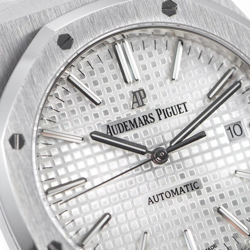 Audemars P*g*et Royal Oak 15400 Series Men