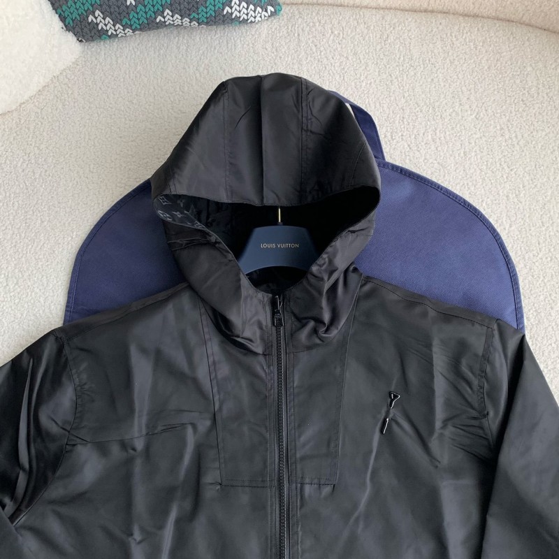 L0*is V*t0n Jackets
