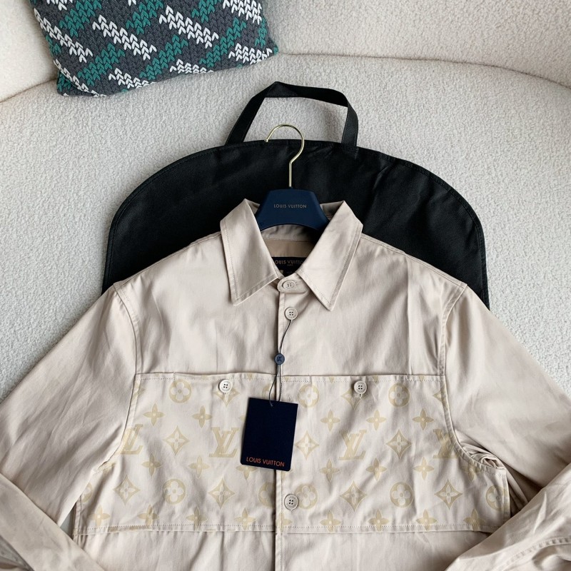 L0*is V*t0n Jackets