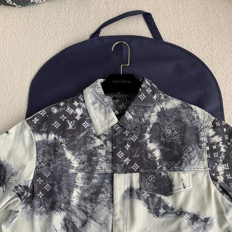 L0*is V*t0n Shirts