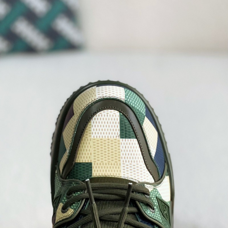 L0*is V*t0n TRAINER MAXI  SNEAKERS