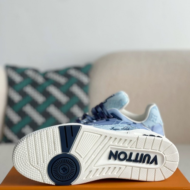 L0*is V*t0n TRAINER SNEAKERS