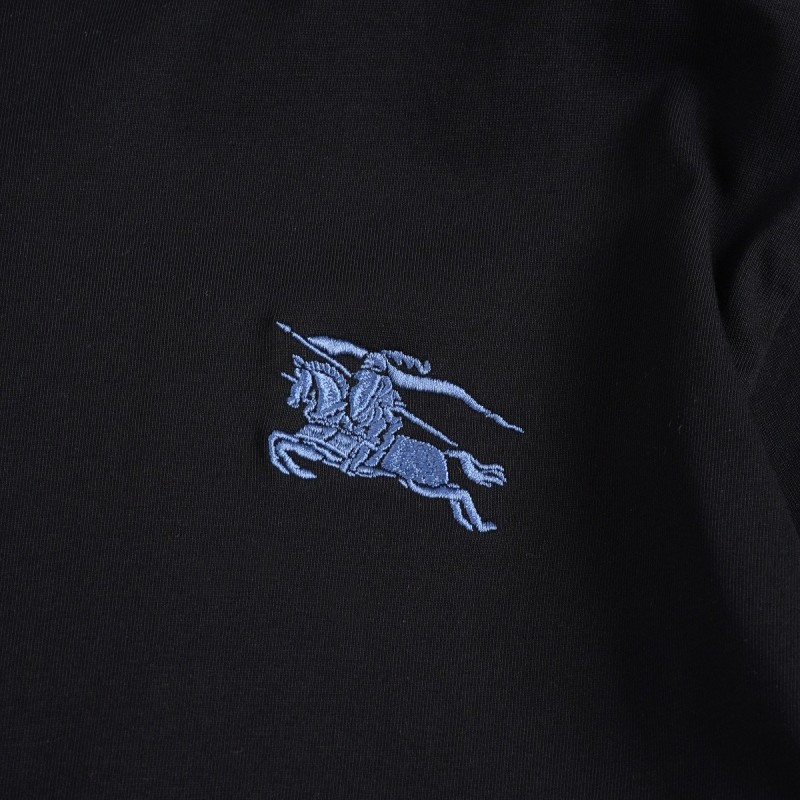 B**rry Men’s war horse T-shirt