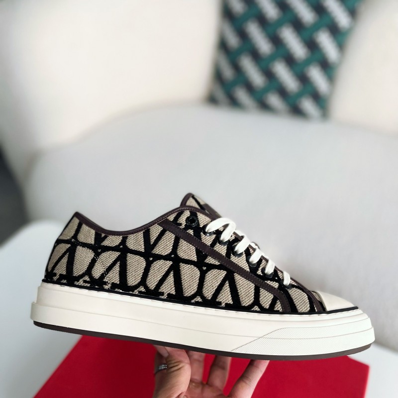 va*t*no  Sneakers
