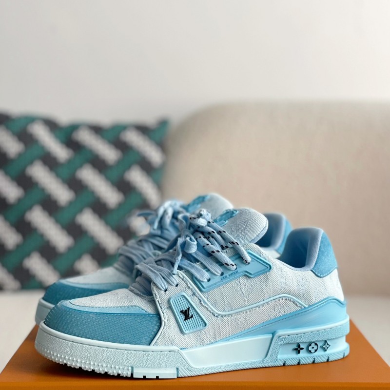 L0*is V*t0n TRAINER SNEAKERS